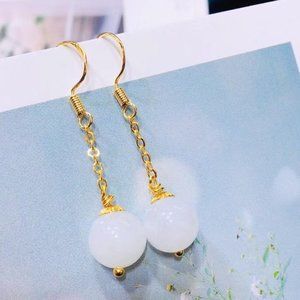 Handmade Jade earring, with natural jade